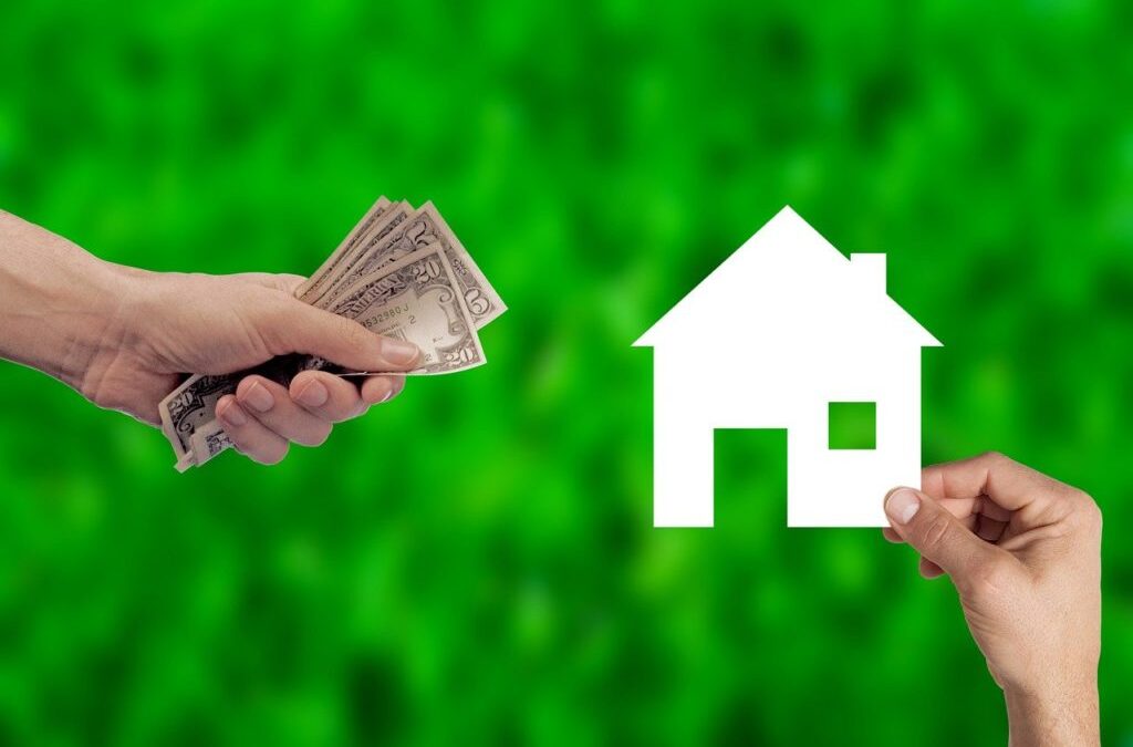 Should I Buy a Home in Cash or With a Mortgage?